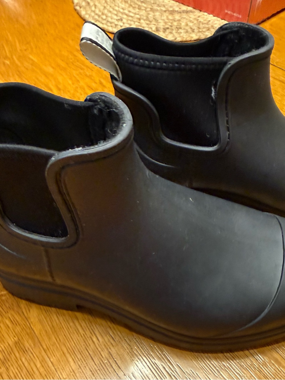 UGG Black Ankle Boots with White Fleece Lining - Picture 7 of 7